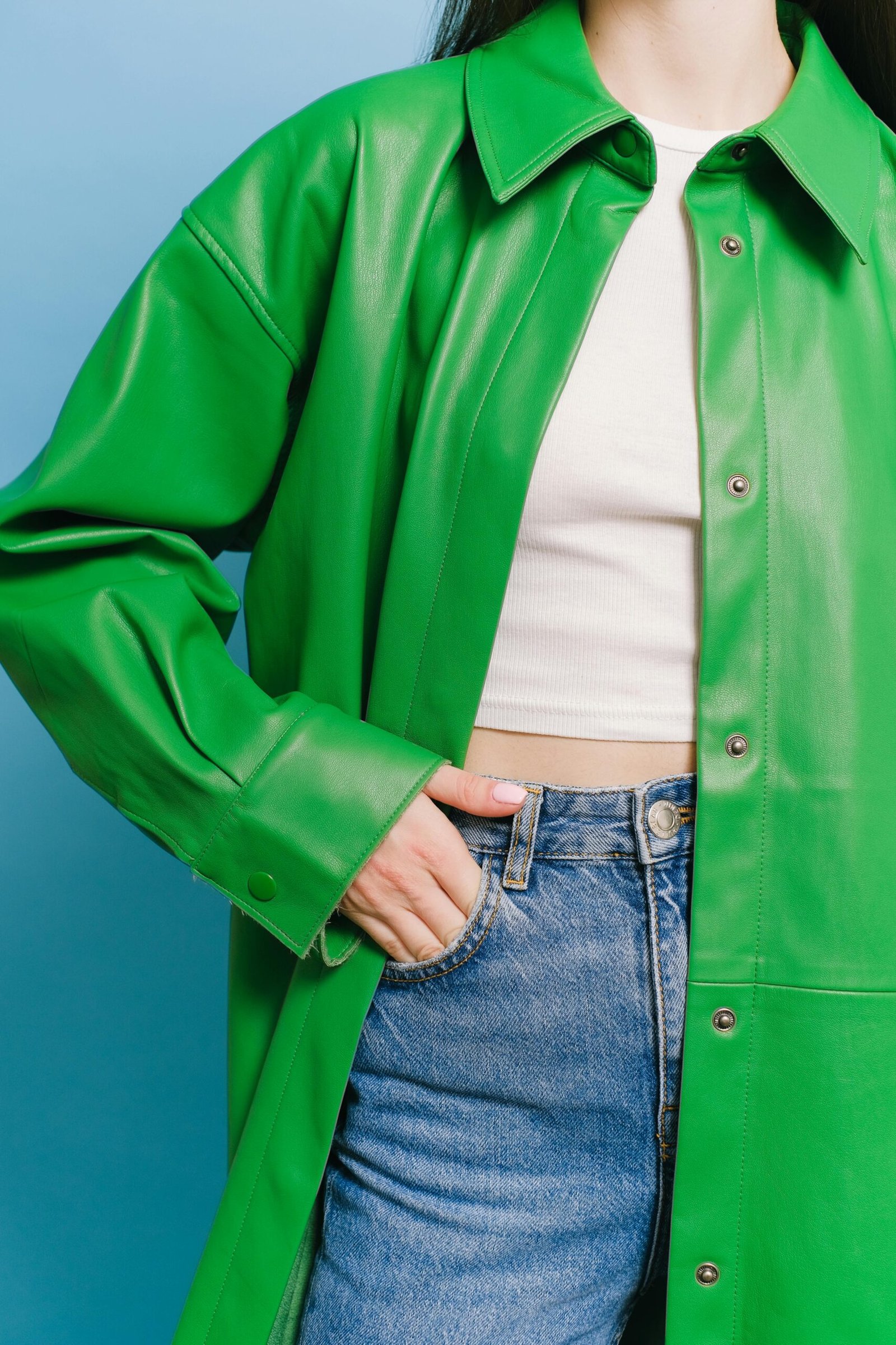 The Benefits Of Embroidered Corporate Wear In Client Relations